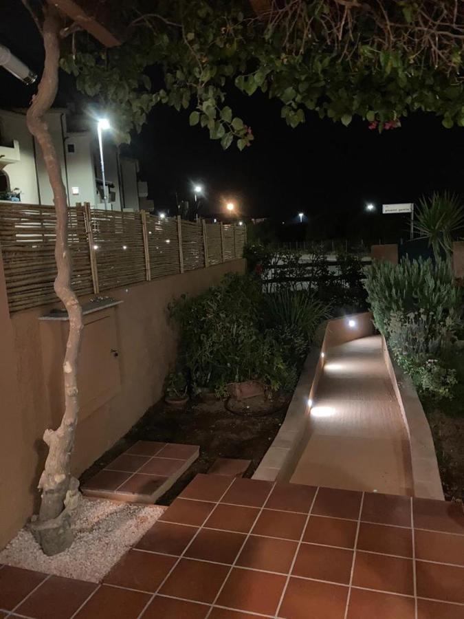 Ferienwohnung Bilocale Con Giardino Olbia Mare Exterior foto